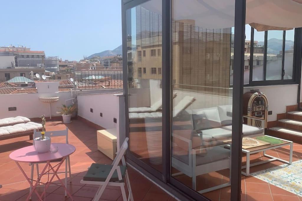 Apartmán Rocca Politeama Attico Prestigioso Ed Eccitante. Palermo Exteriér fotografie