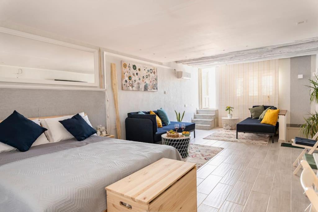 Apartmán Rocca Politeama Attico Prestigioso Ed Eccitante. Palermo Exteriér fotografie